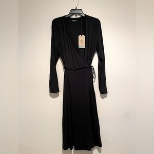 Prana Women’s Foundation LS Wrap Dress Black Size L NWT